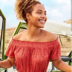 Old Navy off the shoulder flowy flower shirt